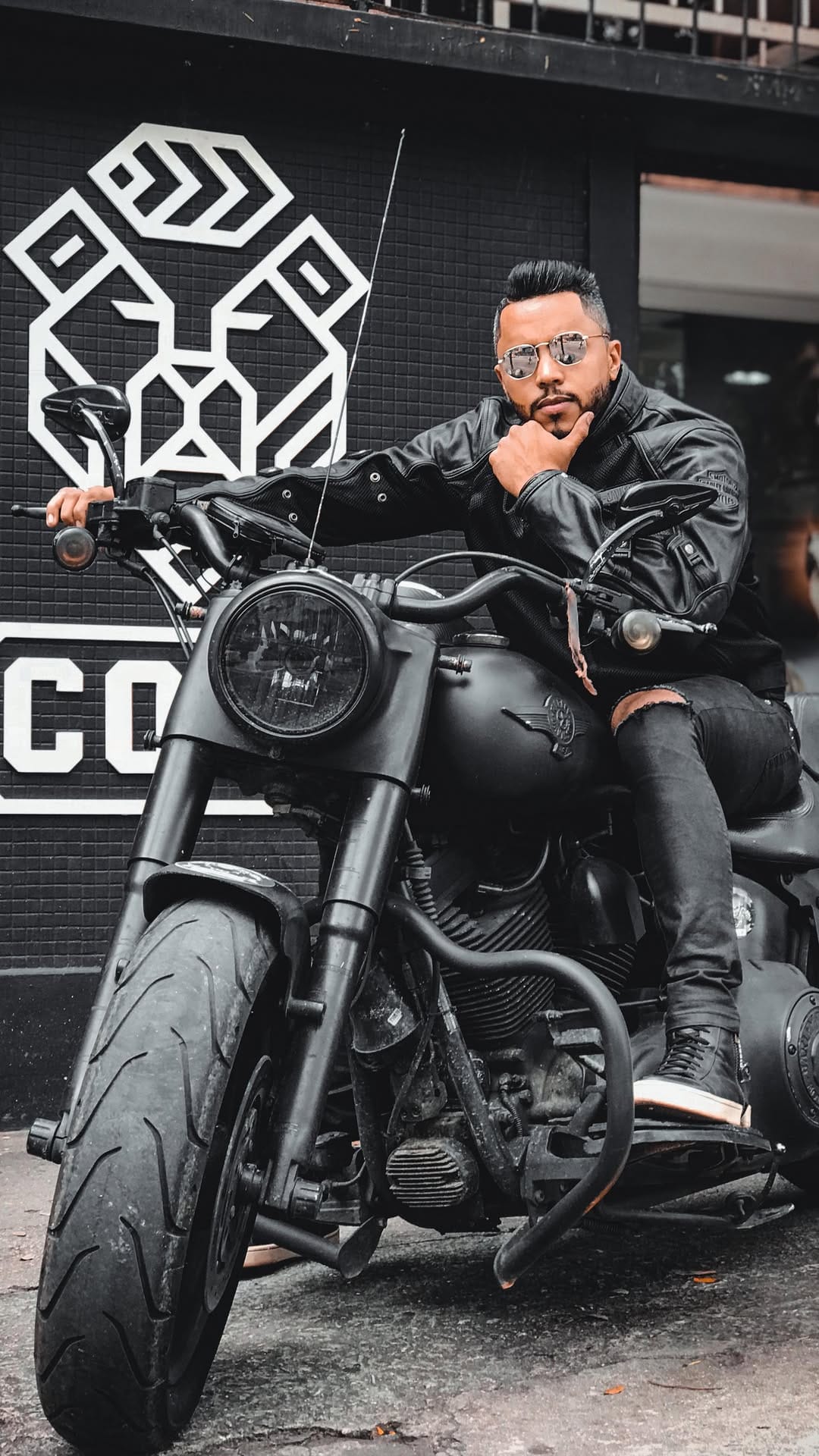 Post 8 by COOL BARBER SHOP on Instagram (video)