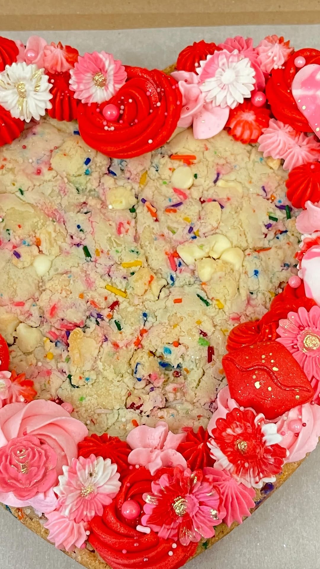 Post 2 by Cupcakes2di4 on Instagram (video)