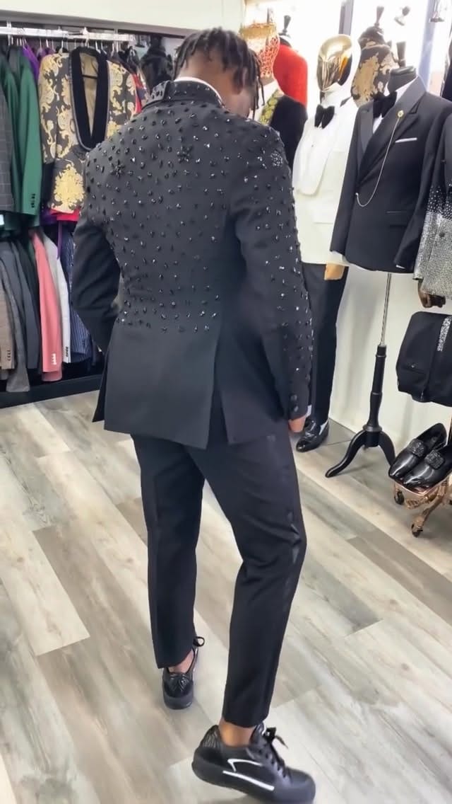 Post 6 by HENRY COFFIE on Instagram (video)