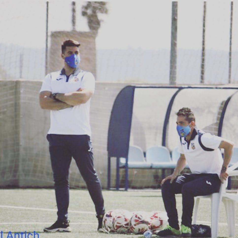 Post 10 by Eduardo Salvador Guardiola on Instagram (image)