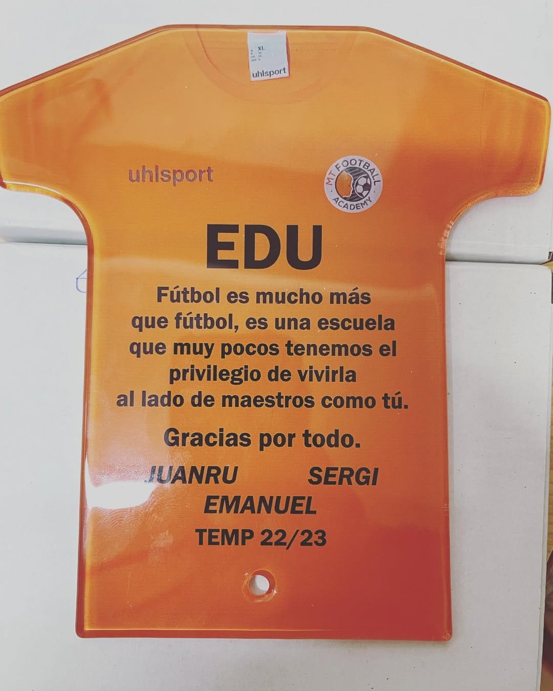 Post 8 by Eduardo Salvador Guardiola on Instagram (image)