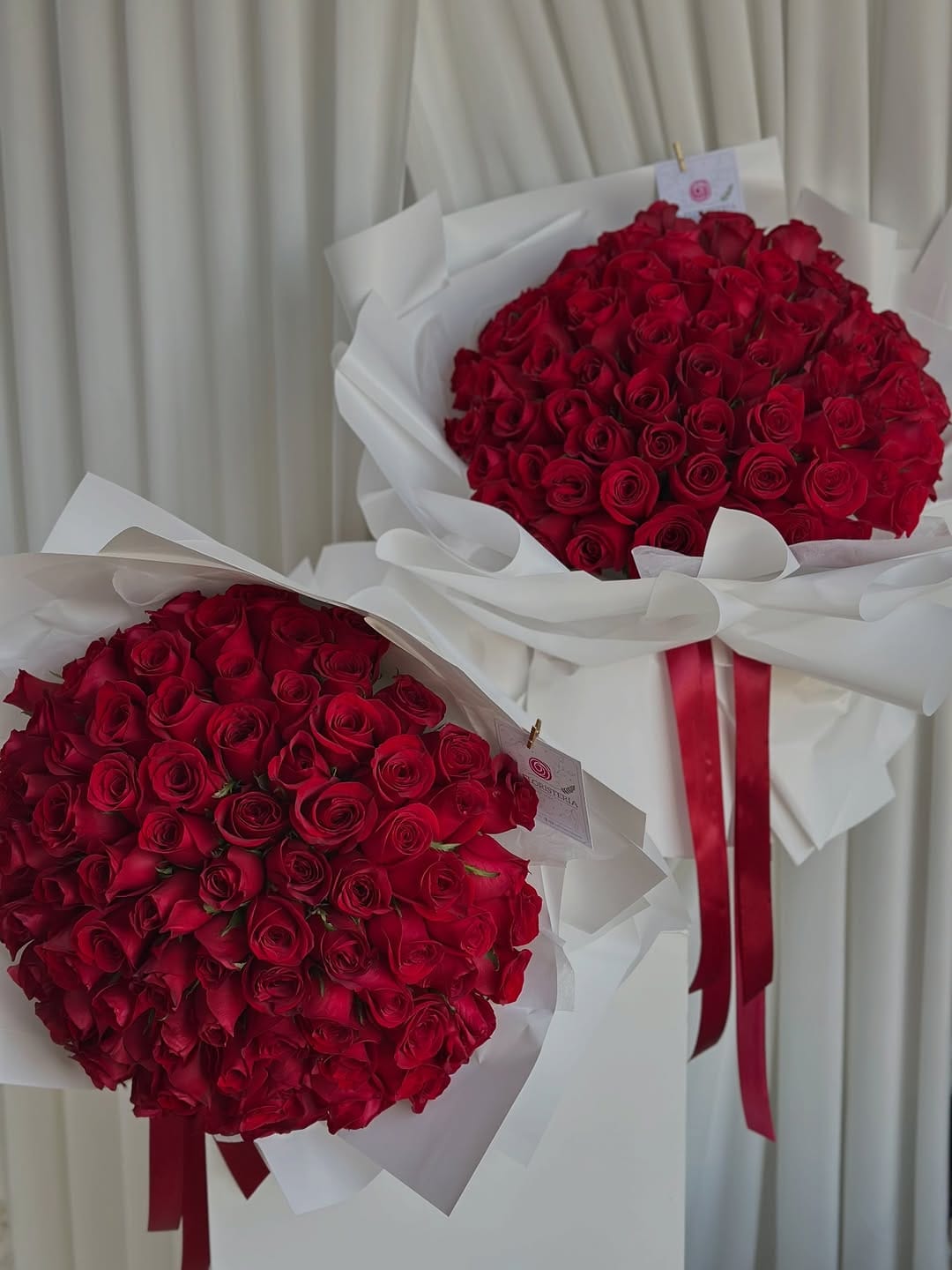 Post 3 by La Floristería TRC on Instagram (carousel)