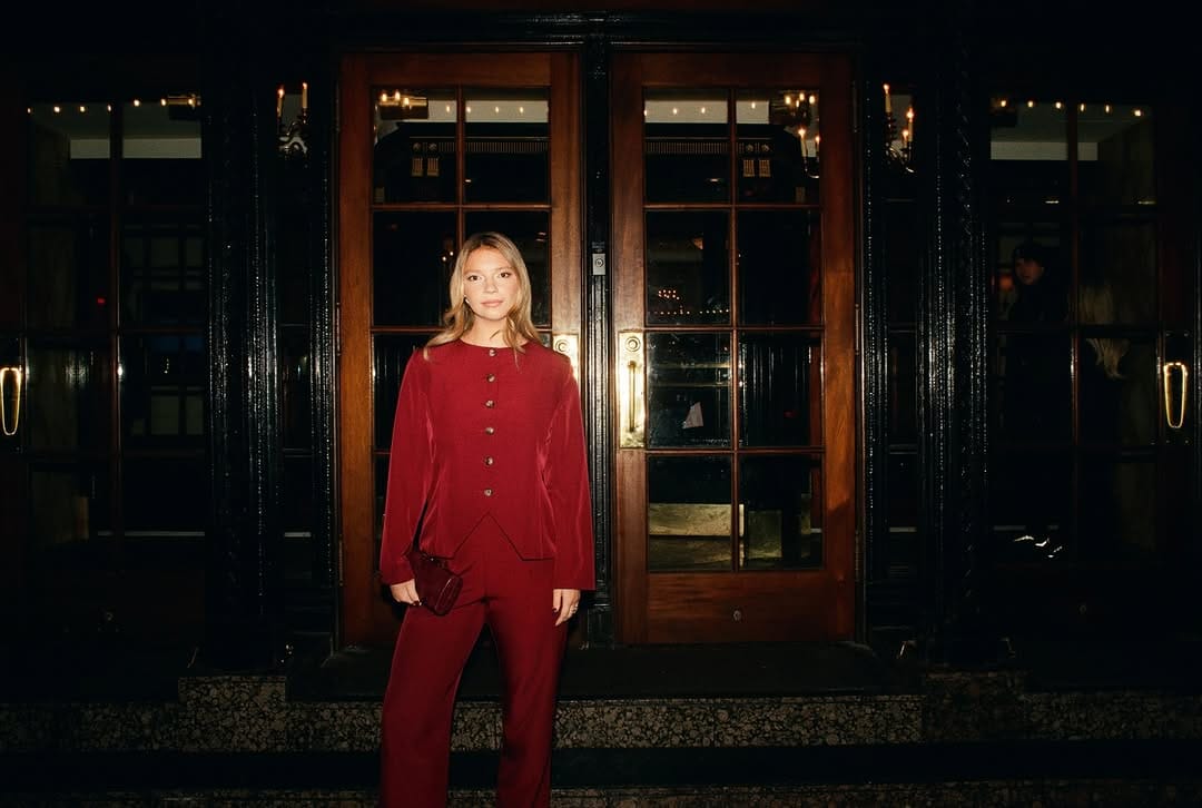Post 8 by Mimz | curated capsule wardrobes on Instagram (carousel)