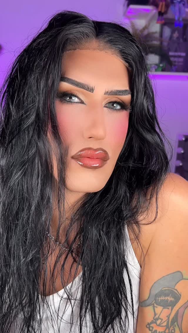 Post 6 by El Nieto del Cura on Instagram (video)