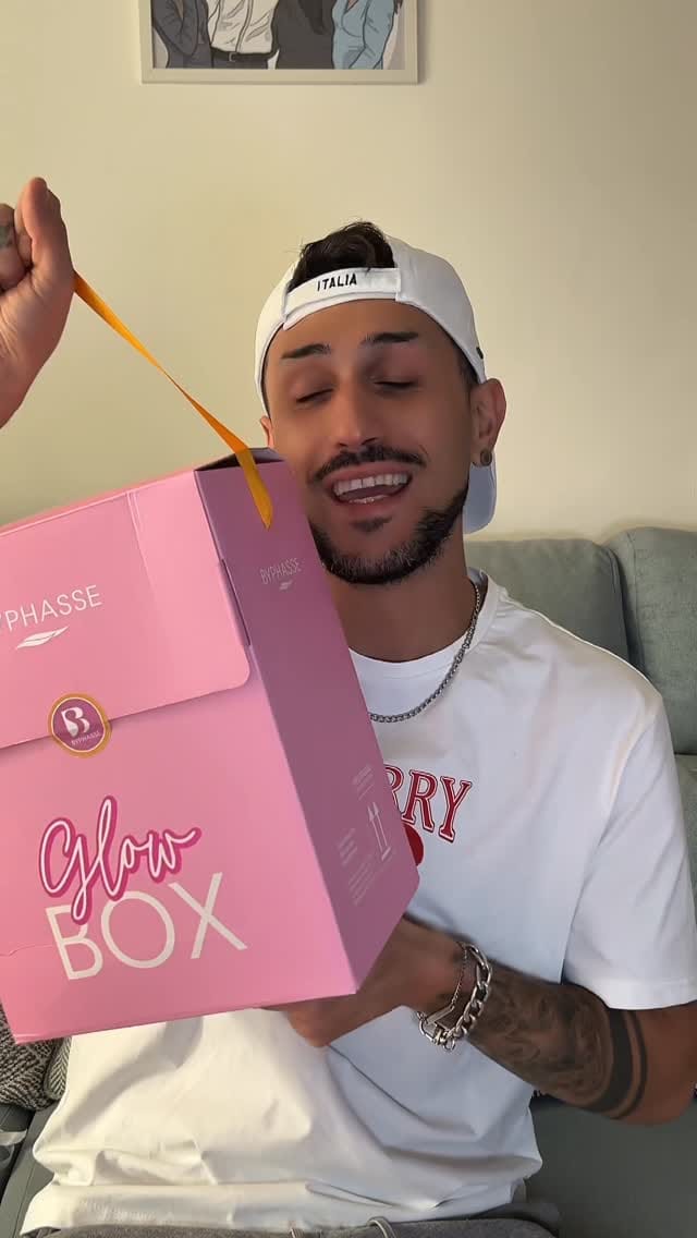 Post 5 by El Nieto del Cura on Instagram (video)