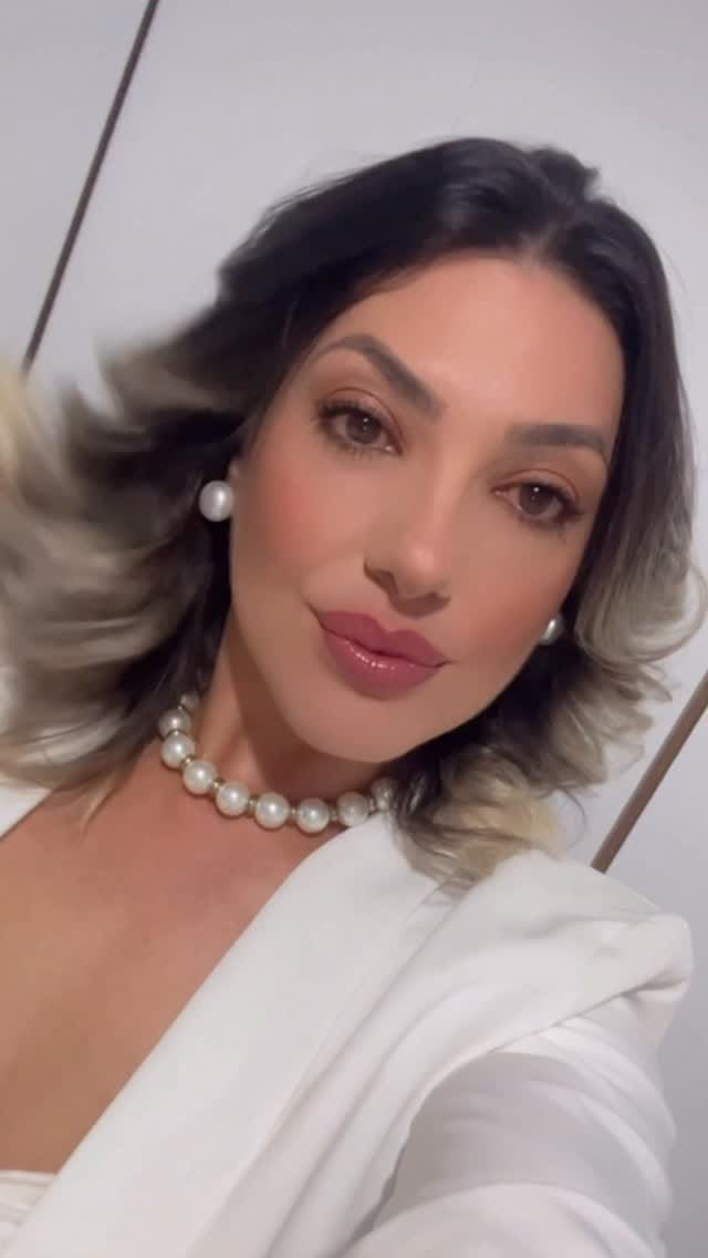 Post 1 by Keila Batalini on Instagram (video)