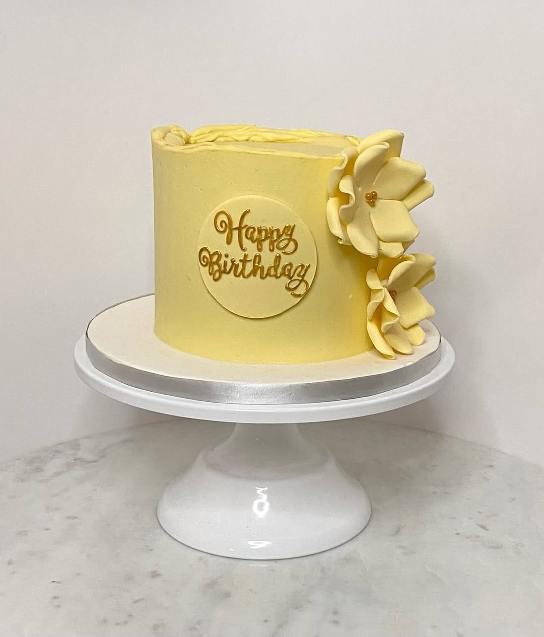 Post 5 by @allyourcakesdesire on Instagram (carousel)