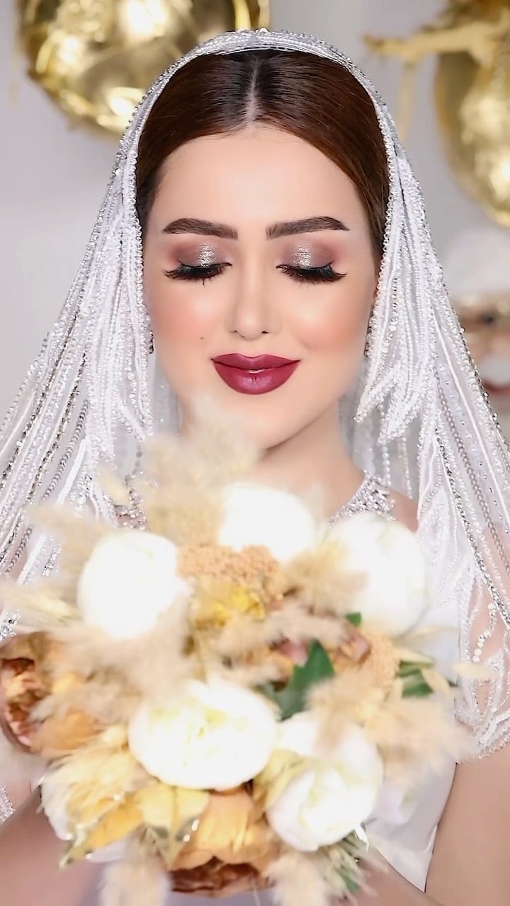Post 5 by Asma Al Maeeni on Instagram (video)