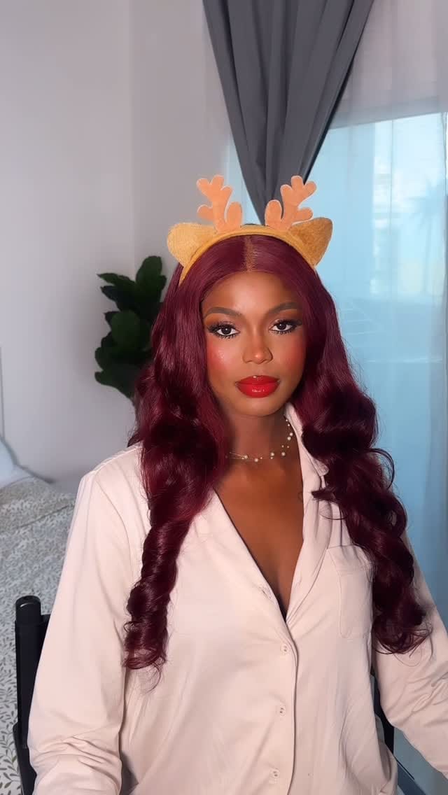 Post 5 by queen_estyDubai on Instagram (video)