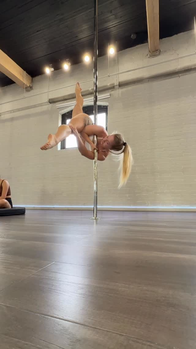Post 7 by Karly Renman on Instagram (video)