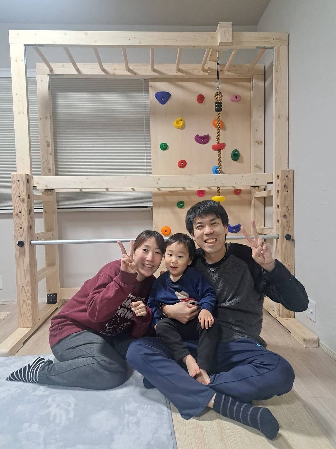 Post 1 by 坂井一将  Sakai Kazumasa on Instagram (carousel)