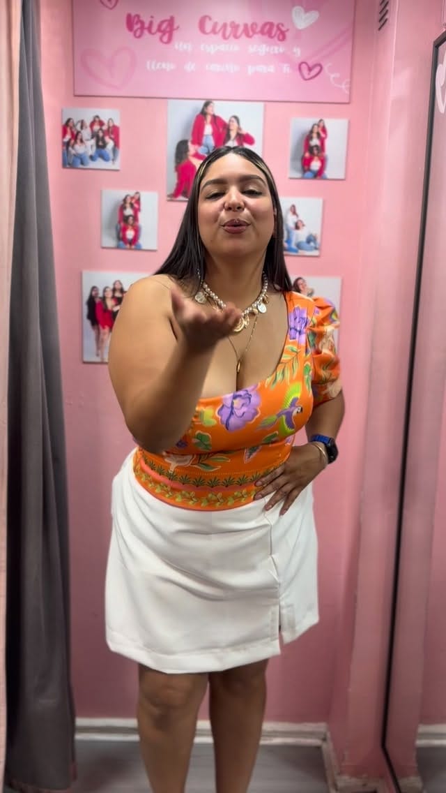 Post 4 by Moda tallas grandes | tallas para todas | tallas grandes 🖤 on Instagram (video)