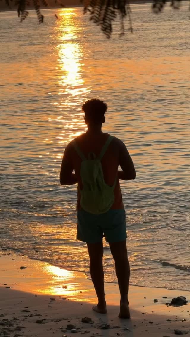 Post 2 by OMAR | عُمَرٌ 🎙Omariño 🍉 on Instagram (video)