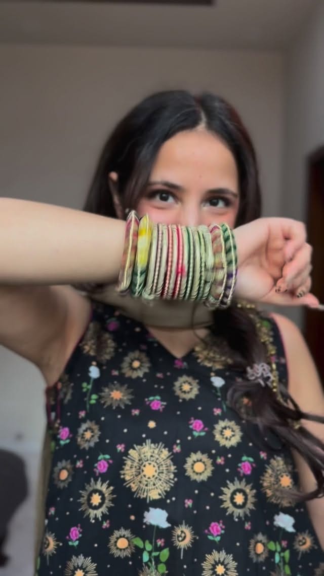 Post 7 by Rimsha 🧚‍♀️ on Instagram (video)
