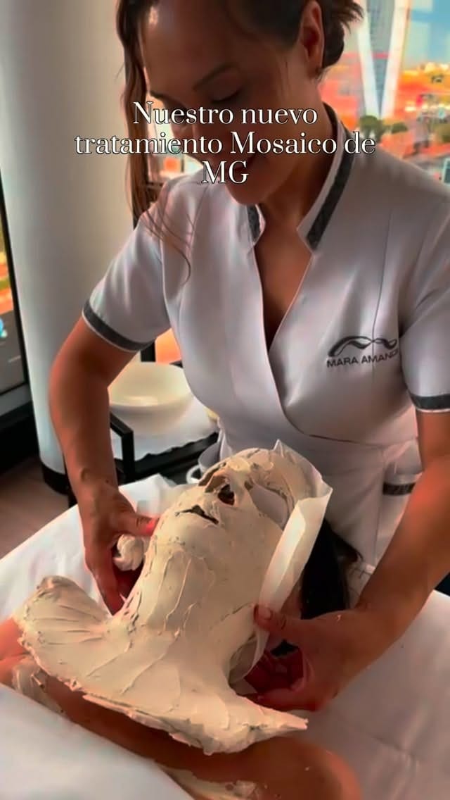 Post 2 by Mara Amandi on Instagram (video)