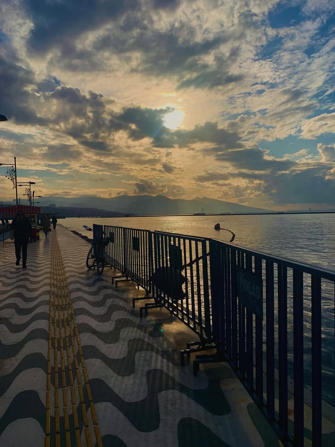 Post 1 by Sevinç Senar Yenikler on Instagram (image)