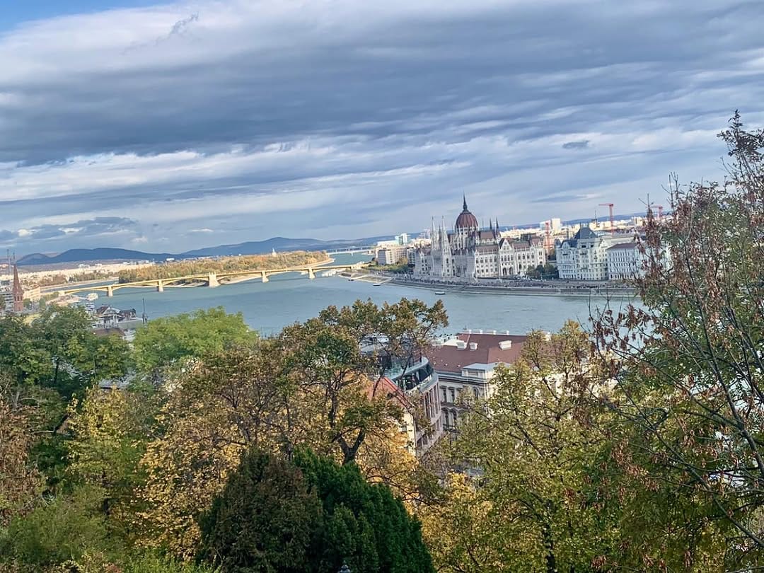 Post 2 by Sevinç Senar Yenikler on Instagram (image)