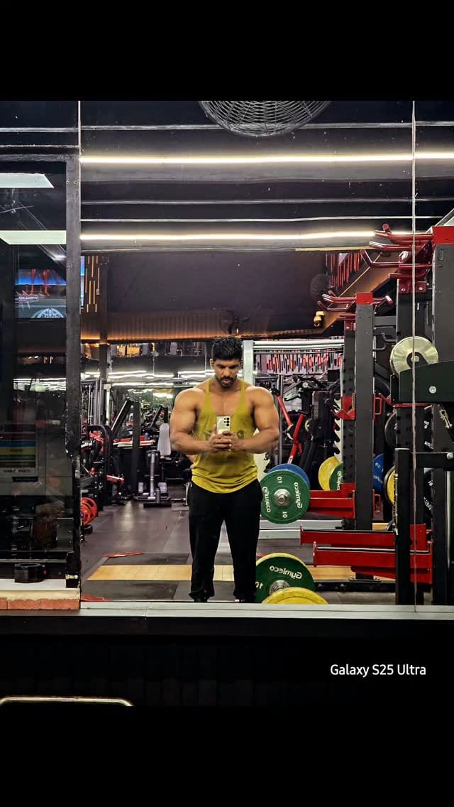 Post 8 by tushar🇮🇳 🇨🇦 🇦🇪 🇺🇸 on Instagram (video)