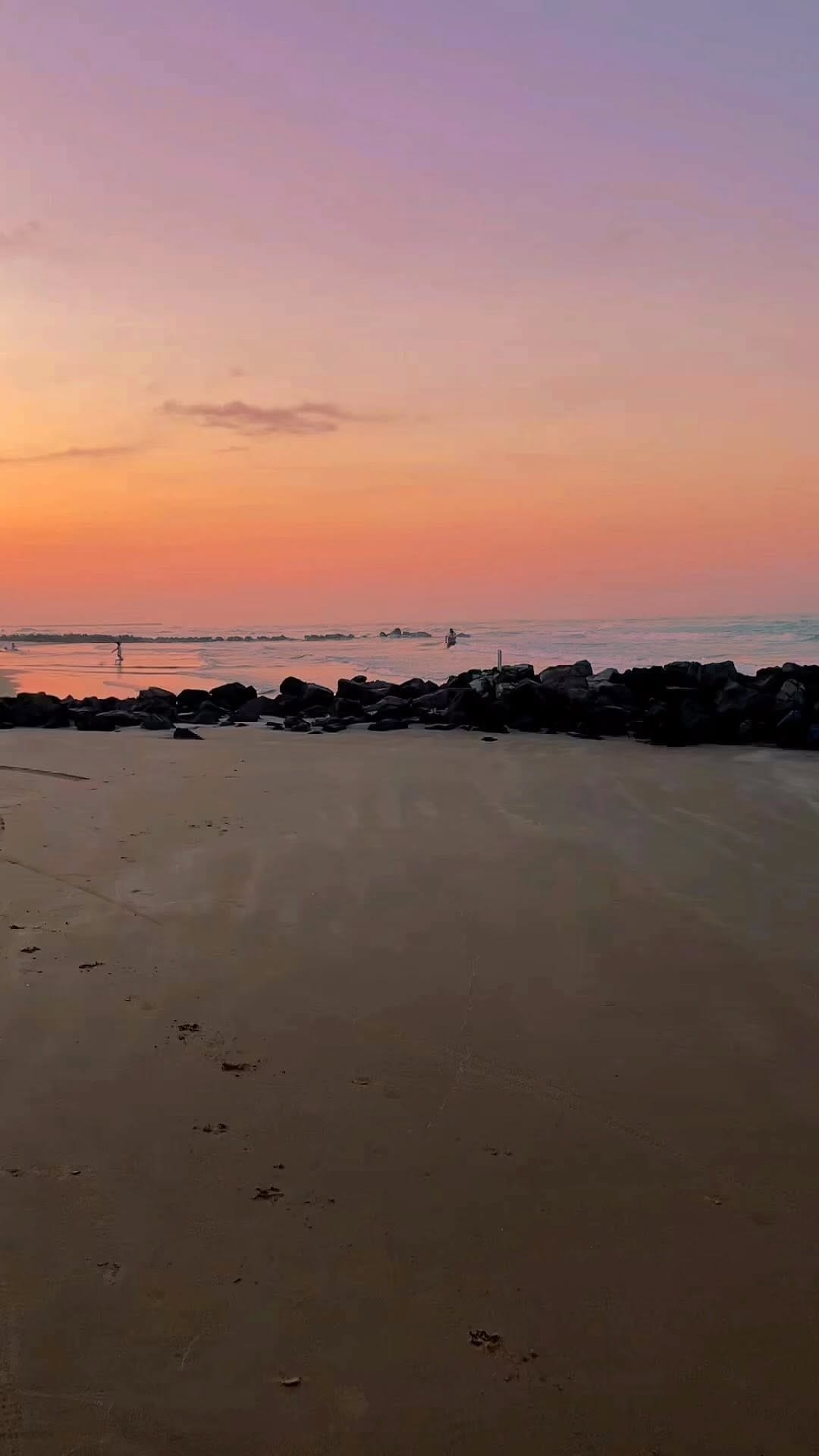 Post 6 by O S C A R   S A L V A D O R on Instagram (video)