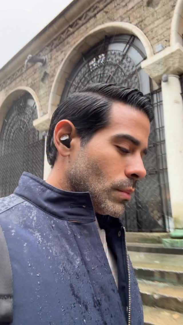 Post 8 by D.O. on Instagram (video)