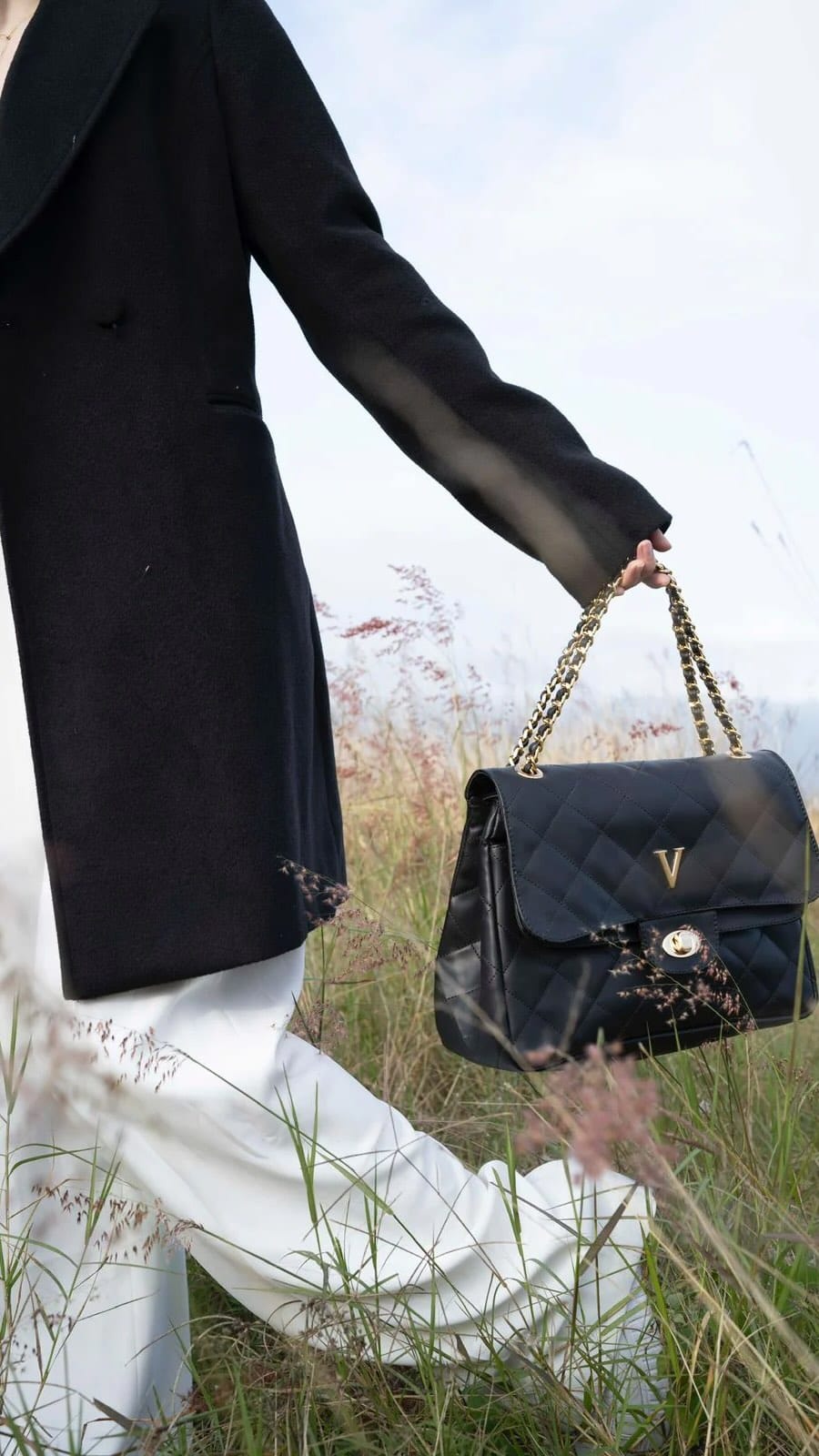 Post 6 by FLOR DE PIEL ® on Instagram (video)