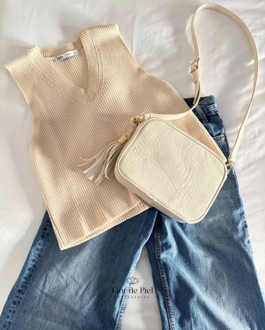 Post 5 by FLOR DE PIEL ® on Instagram (carousel)