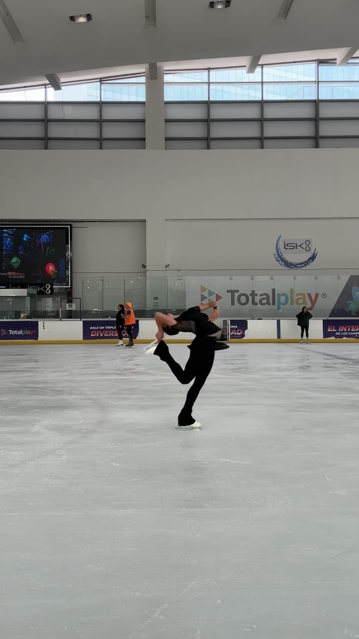 Post 2 by Francesca Zazza on Instagram (video)