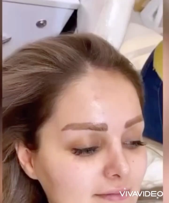 Post 2 by مدرک میکاپ از کانادا و گرجستان on Instagram (video)