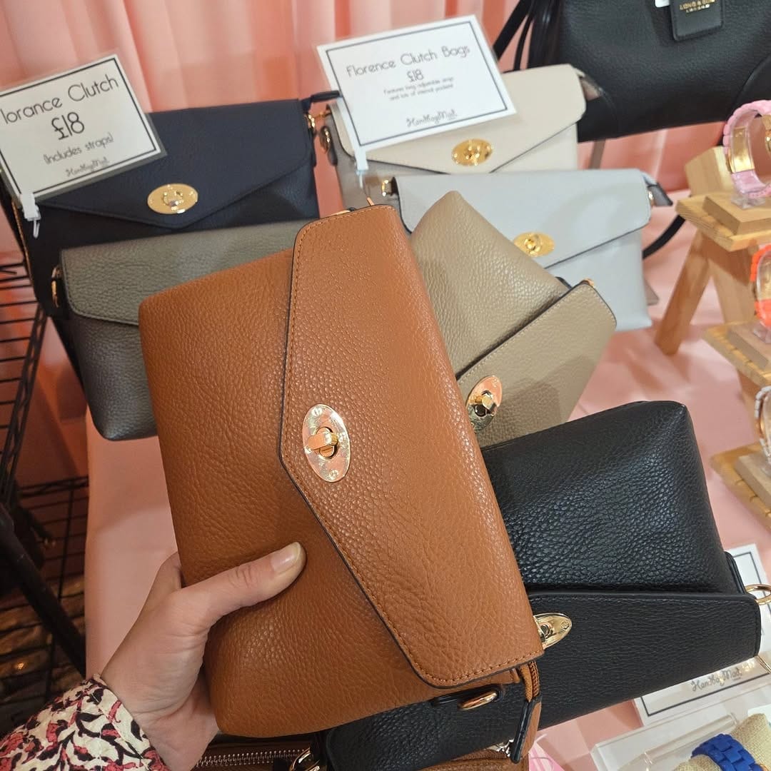 Post 10 by Handbagmad est. 2005 on Instagram (image)