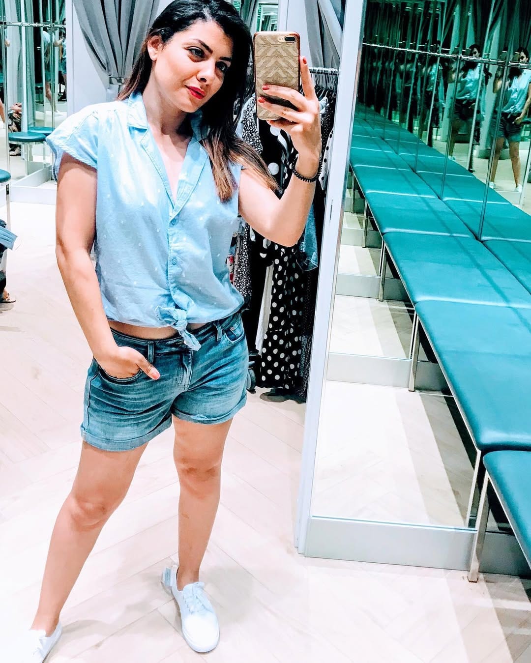 Post 10 by Rania Jem on Instagram (image)