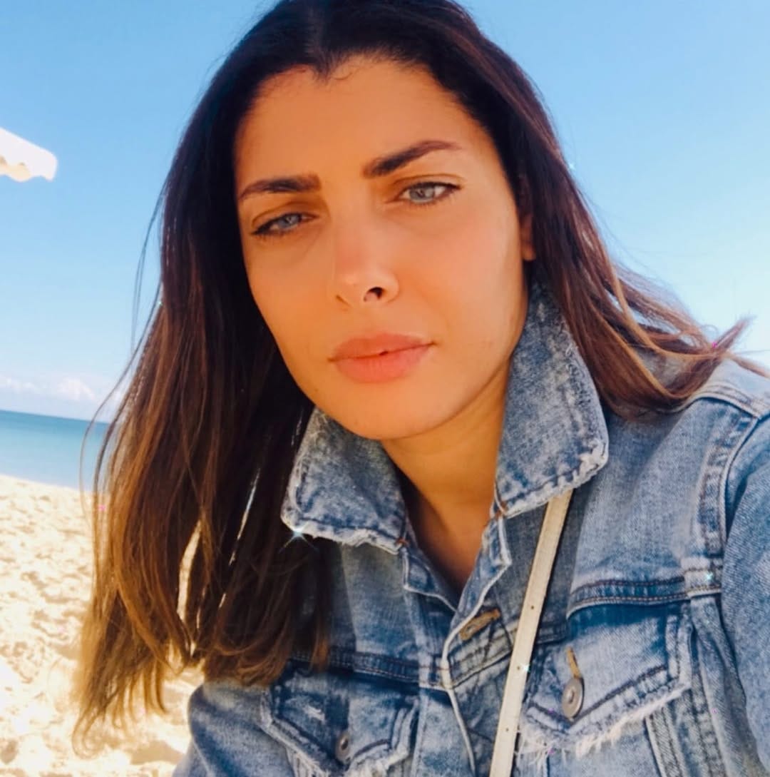Post 8 by Rania Jem on Instagram (image)