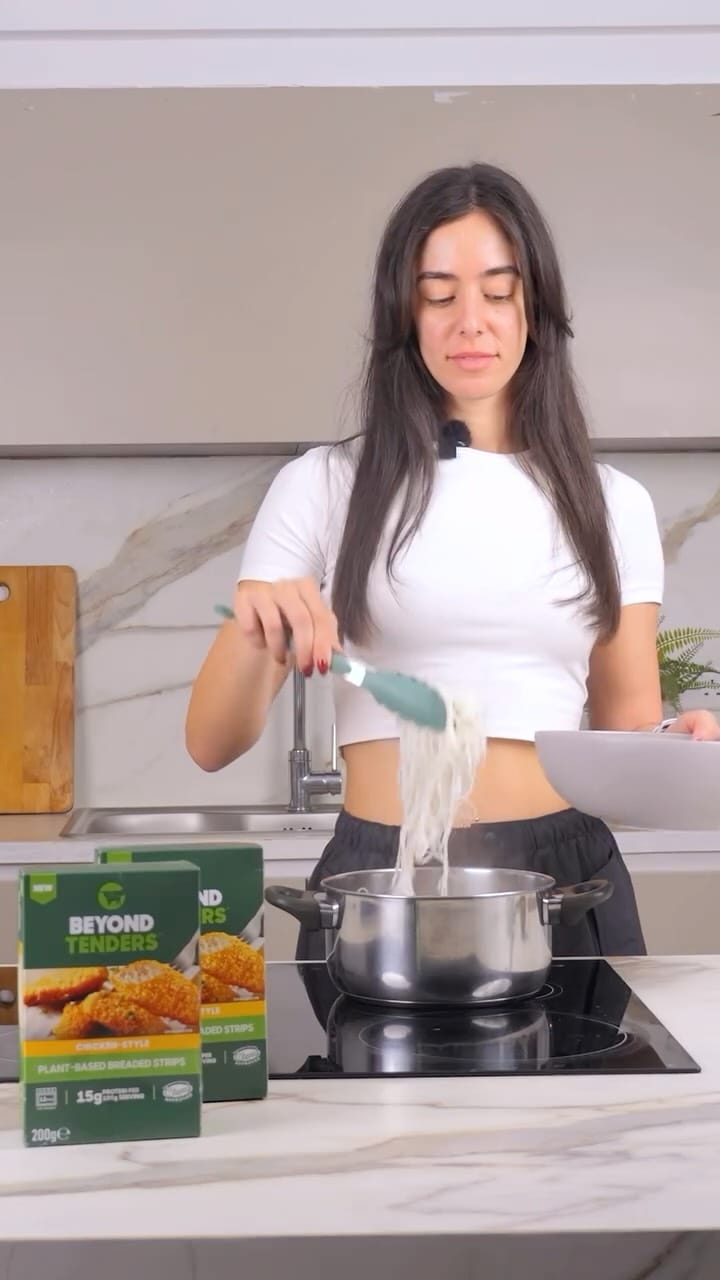 Post 3 by Helena 🍟 on Instagram (video)