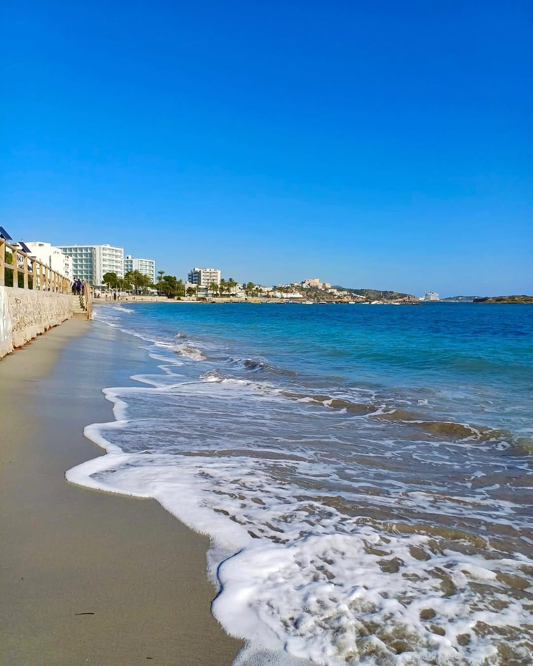 Post 1 by Ibiza beauty on Instagram (image)