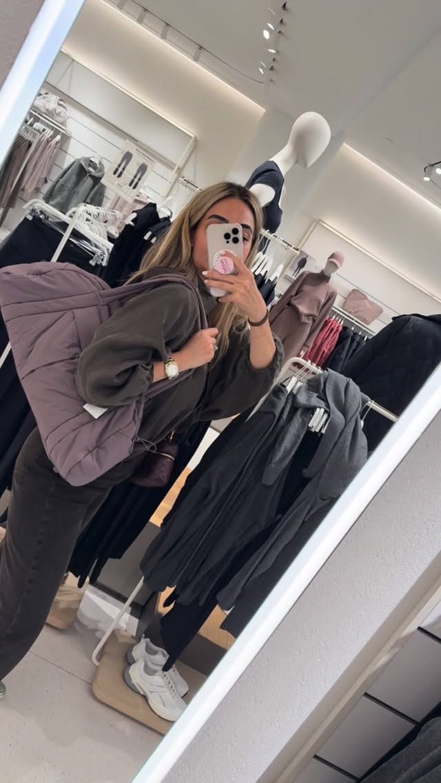 Post 9 by Ladyonlineshop By Shabnam/ثبت سفارش از سراسر دنیا on Instagram (video)