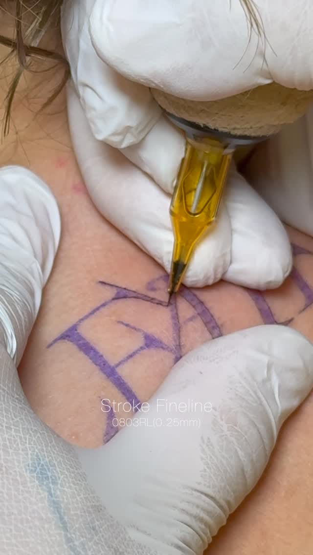 Post 8 by Andy | Fineline tattoo Artist in Hongdae, Seoul, Korea. on Instagram (video)