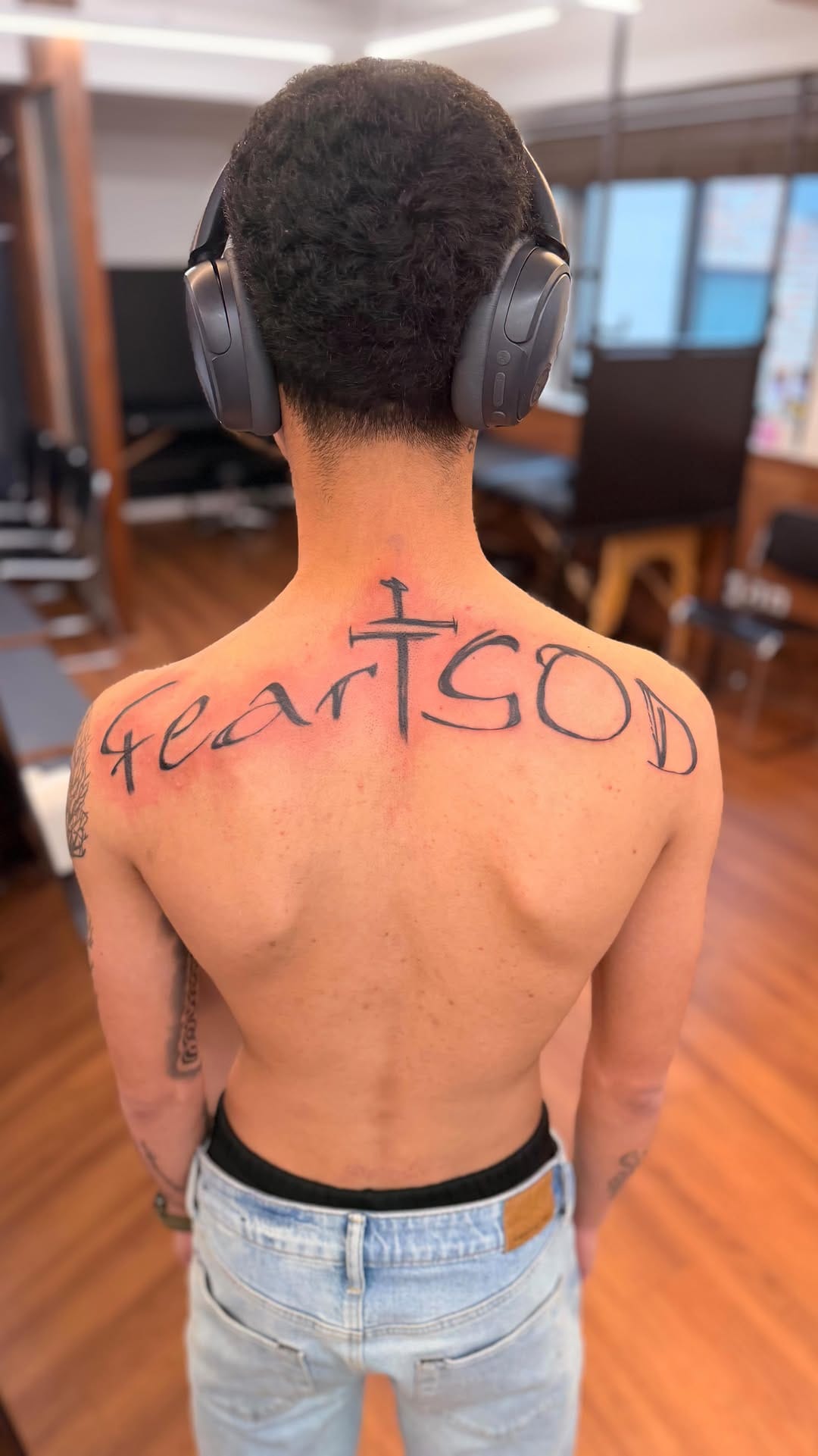 Post 7 by Andy | Fineline tattoo Artist in Hongdae, Seoul, Korea. on Instagram (video)