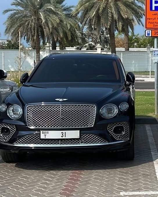 Post 4 by Best Cars on Instagram (image)
