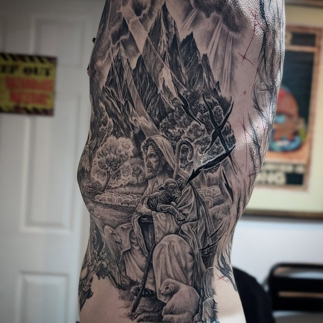 Post 2 by Taran Staveley on Instagram (image)