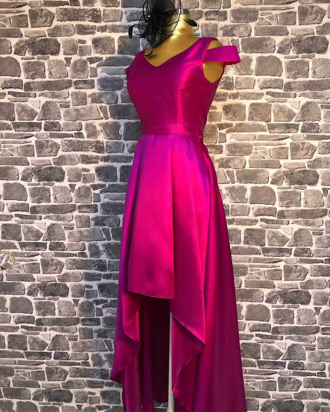 Post 5 by MERZÂ ®️ Online Shop Dresses on Instagram (carousel)