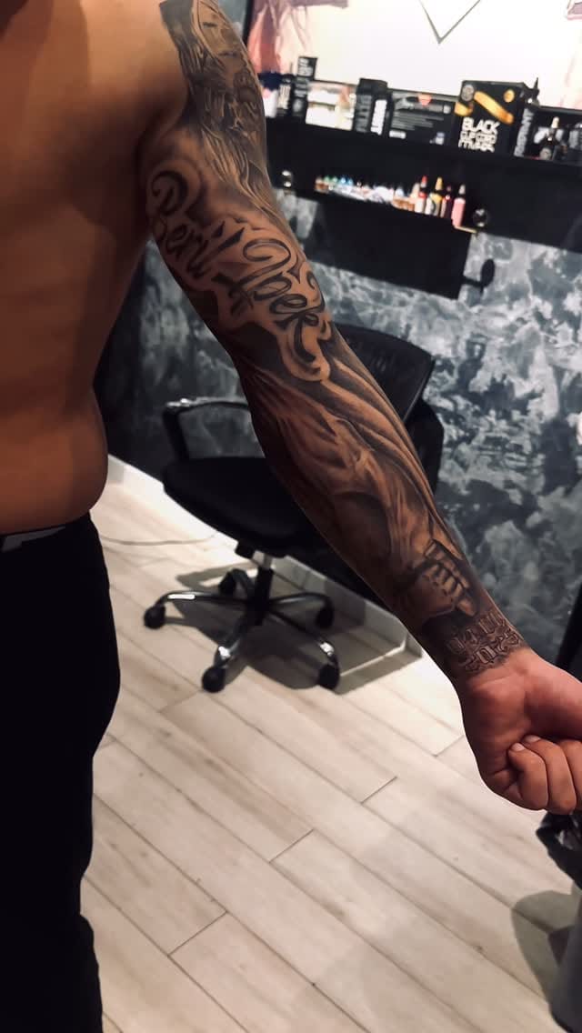 Post 7 by Black Diamond Tattoo Studıo 💎 on Instagram (video)