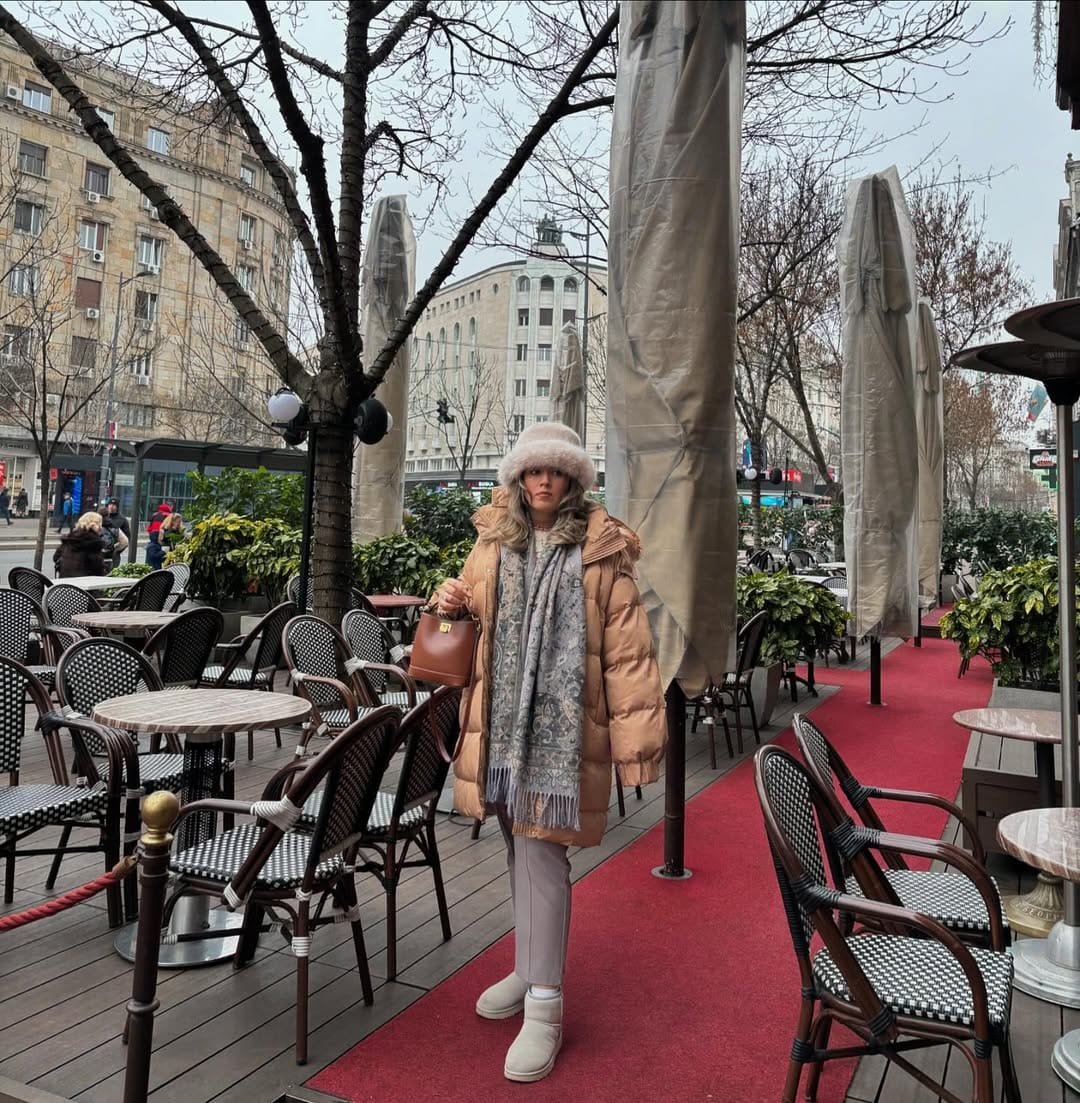 Post 10 by Melisa Kızılkaya Alan on Instagram (image)