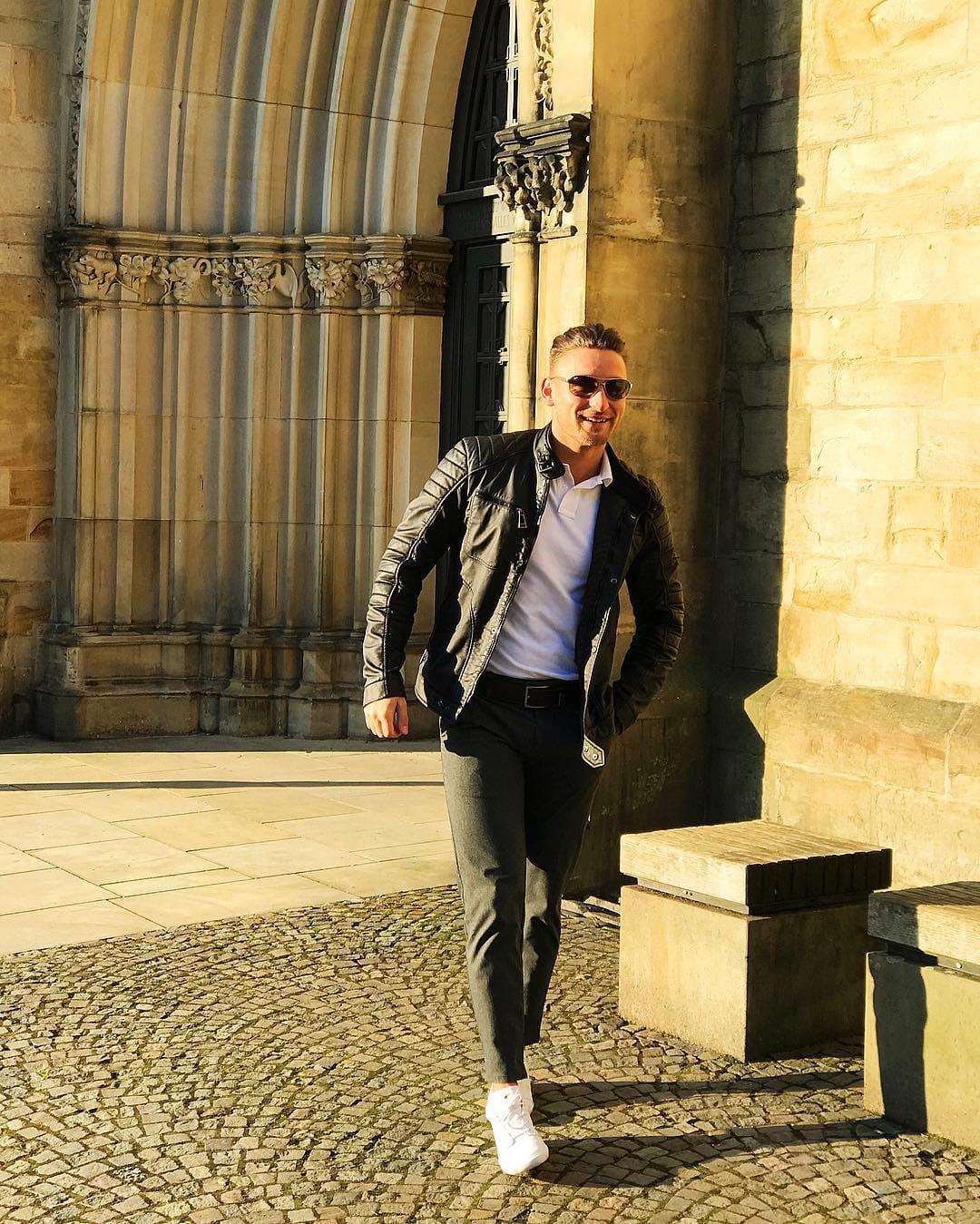 Post 10 by MARKO on Instagram (image)