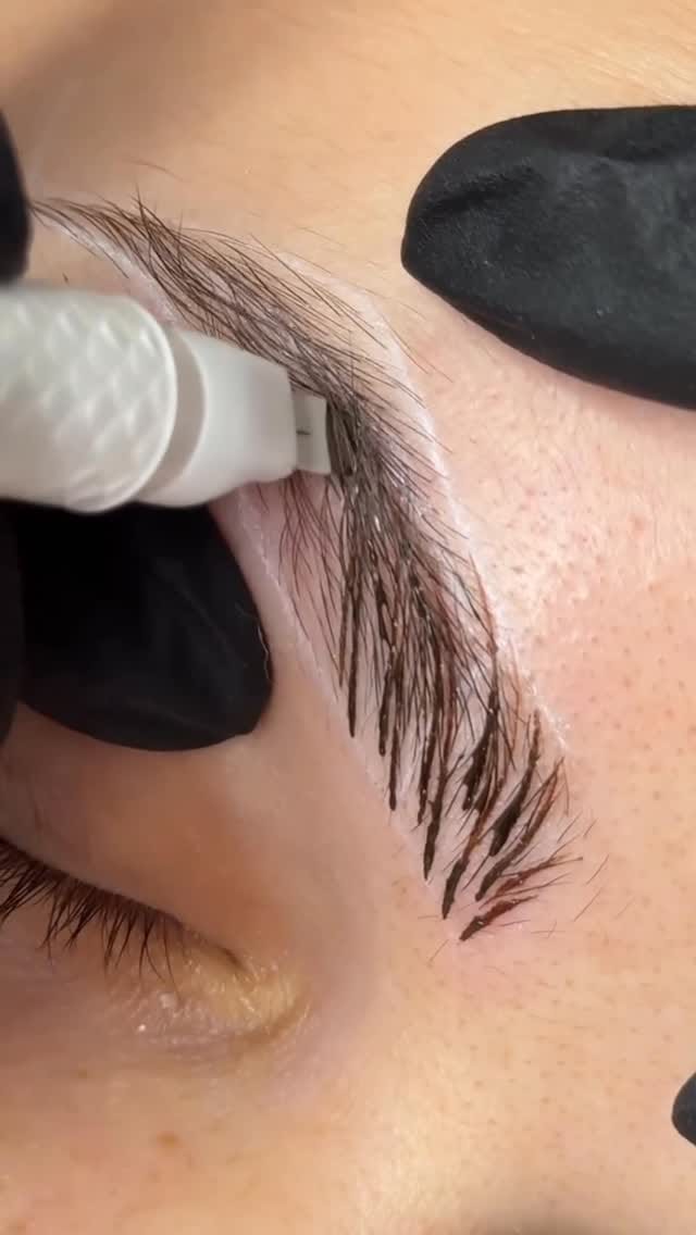 Post 8 by PhiStudio Dubai Ladies Salon on Instagram (video)