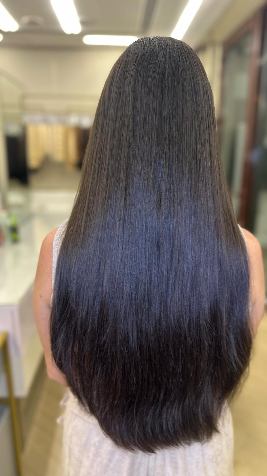 Post 3 by PhiStudio Dubai Ladies Salon on Instagram (video)