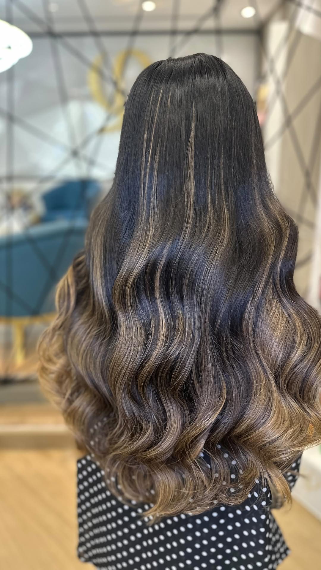 Post 5 by PhiStudio Dubai Ladies Salon on Instagram (video)