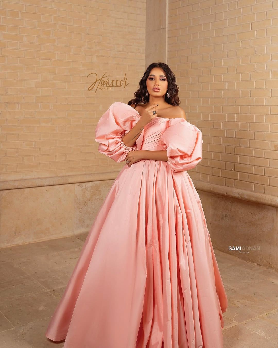 Post 10 by Hanoodi Makeup | الماكير هنودي on Instagram (carousel)
