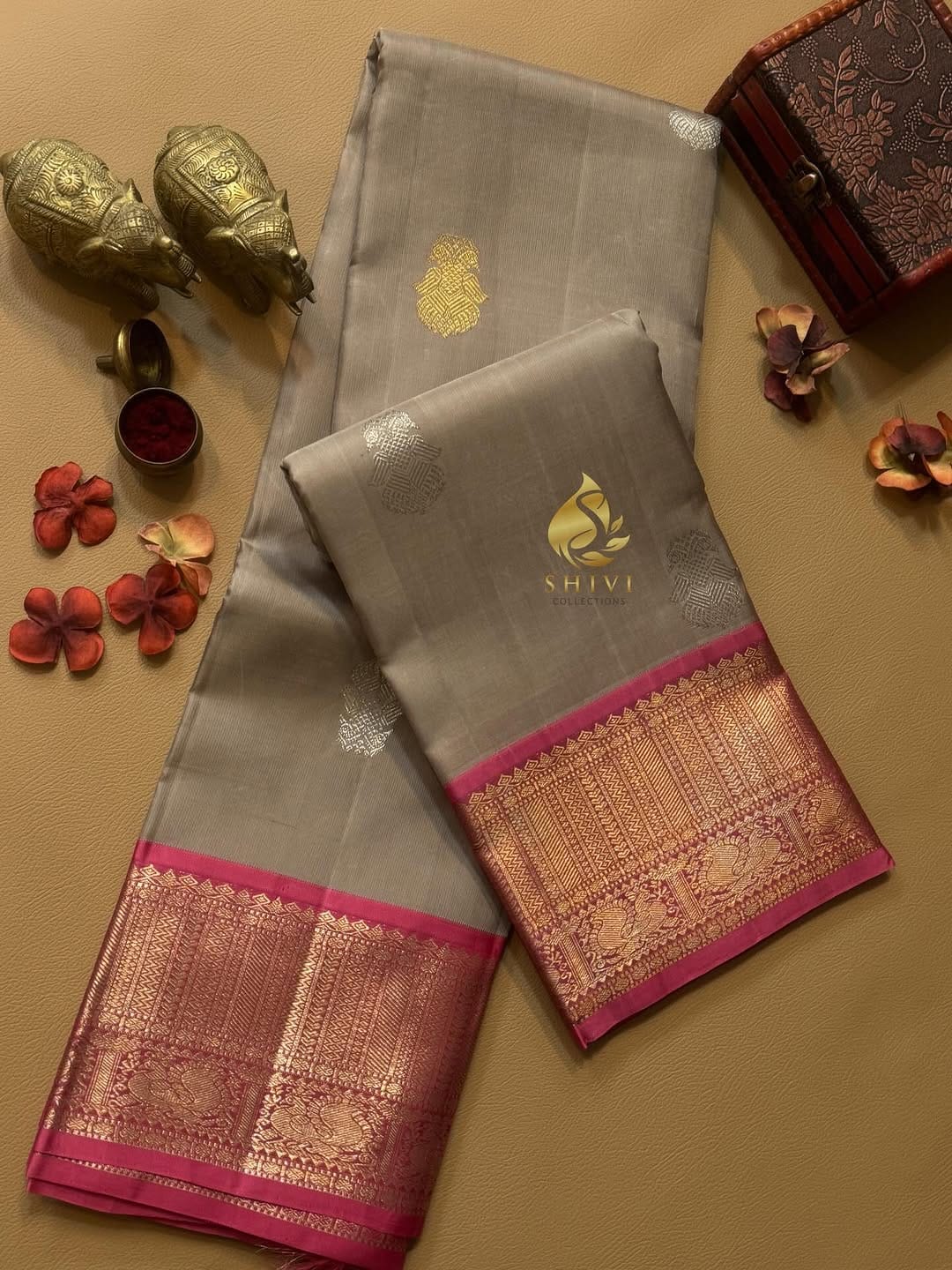 Post 2 by SHIVI Collections / Sarees on Instagram (carousel)