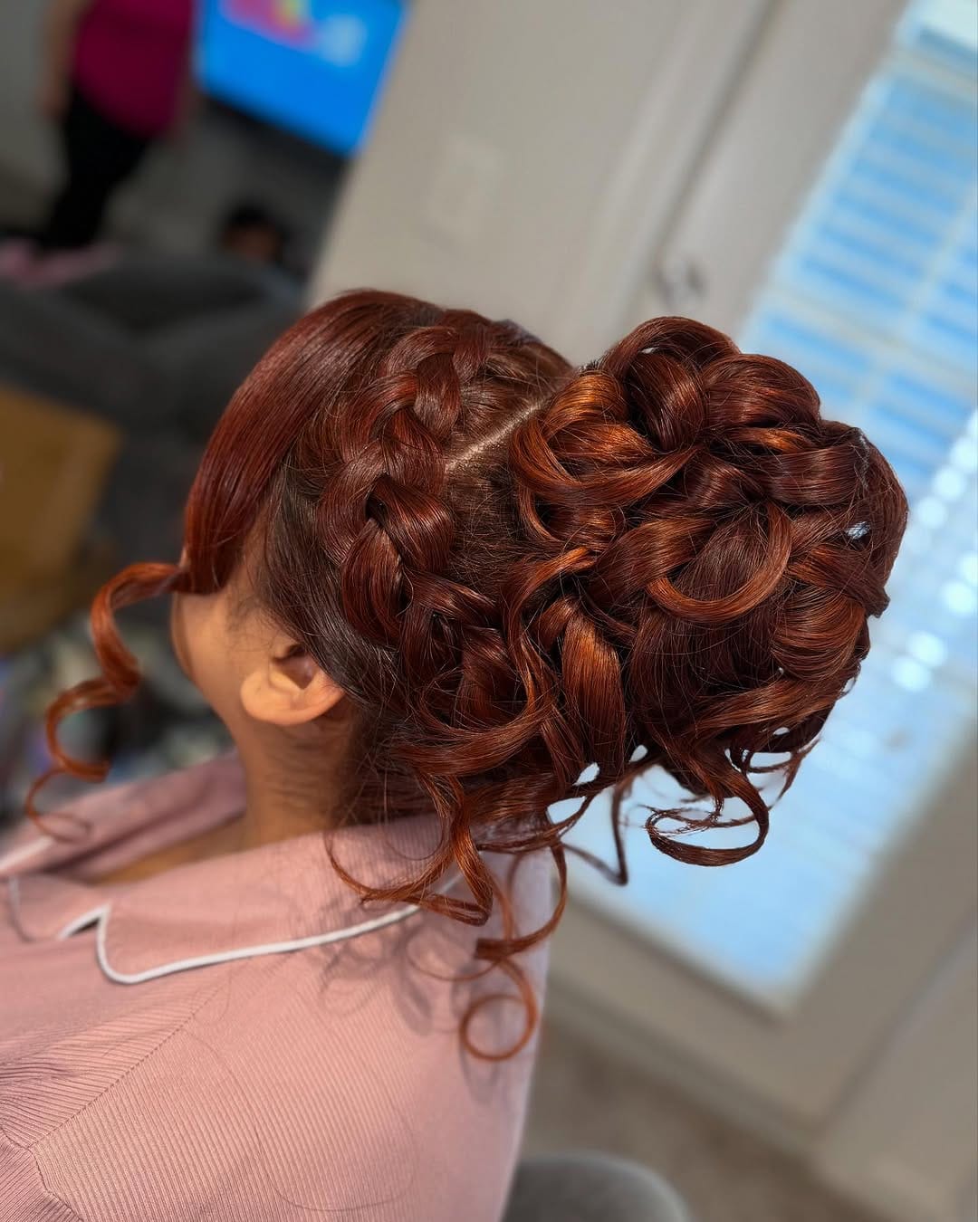 Post 5 by Houston Tx Mua & Hairstylist on Instagram (carousel)