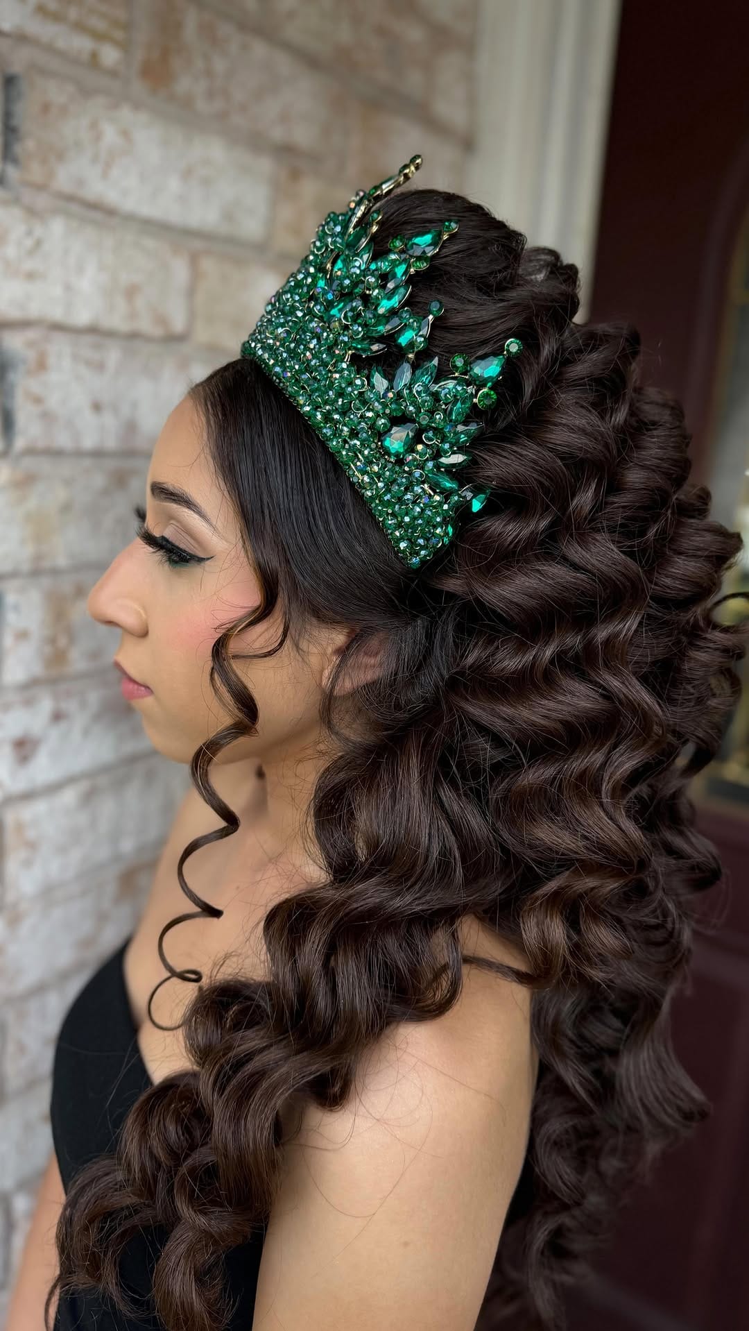 Post 4 by Houston Tx Mua & Hairstylist on Instagram (video)