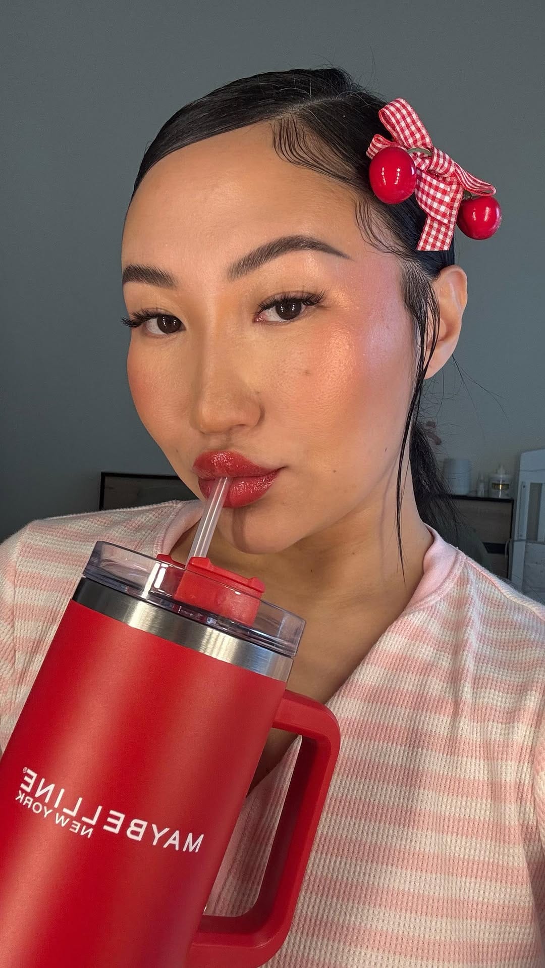 Post 6 by Makeup Artist In Dubai on Instagram (video)